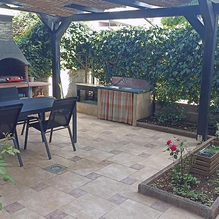 Apartment Lu, Stinjan - بولا المظهر الخارجي الصورة