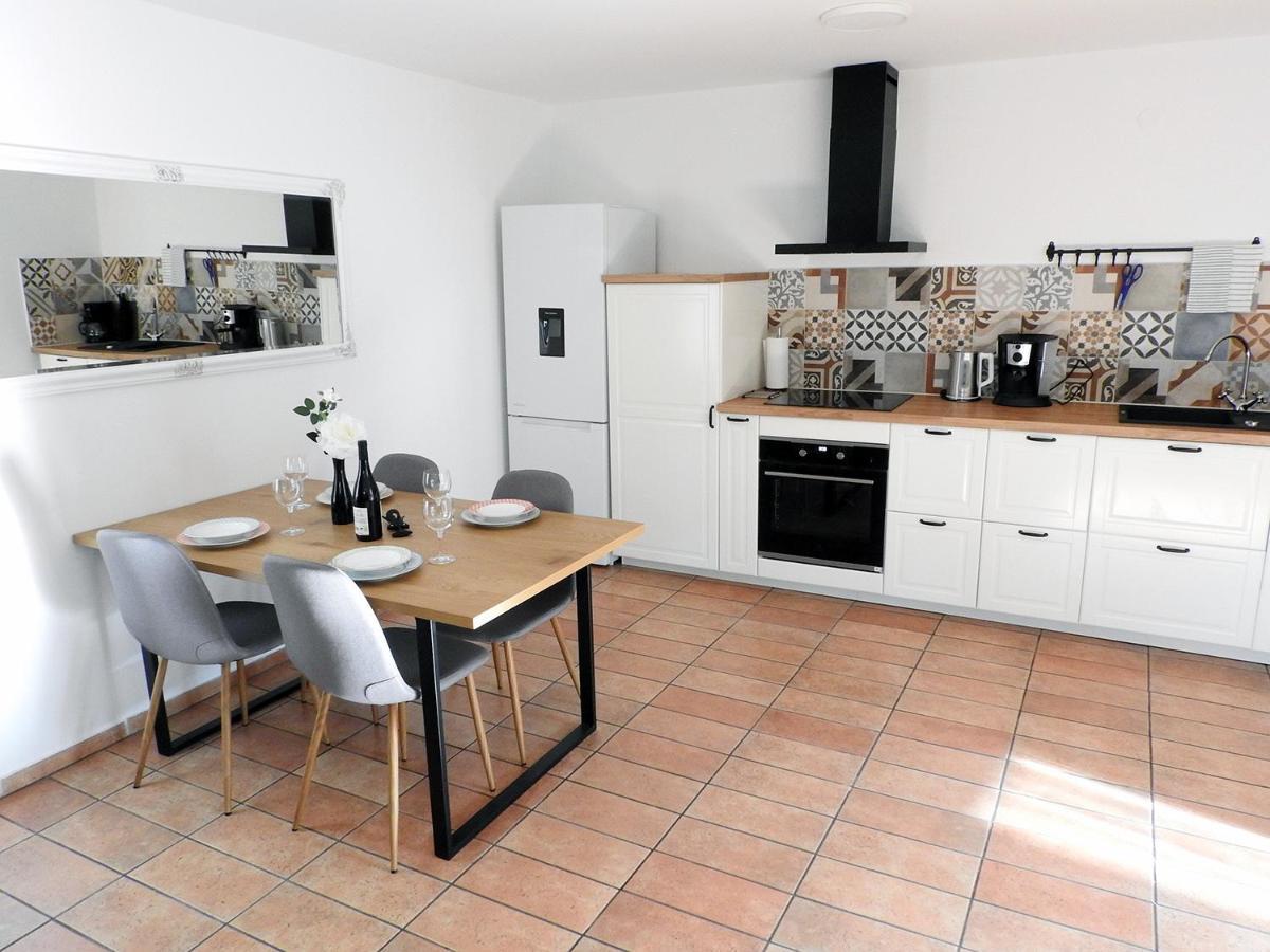 Apartment Lu, Stinjan - بولا المظهر الخارجي الصورة
